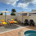 Buganvilla 19 Forever Вилла *